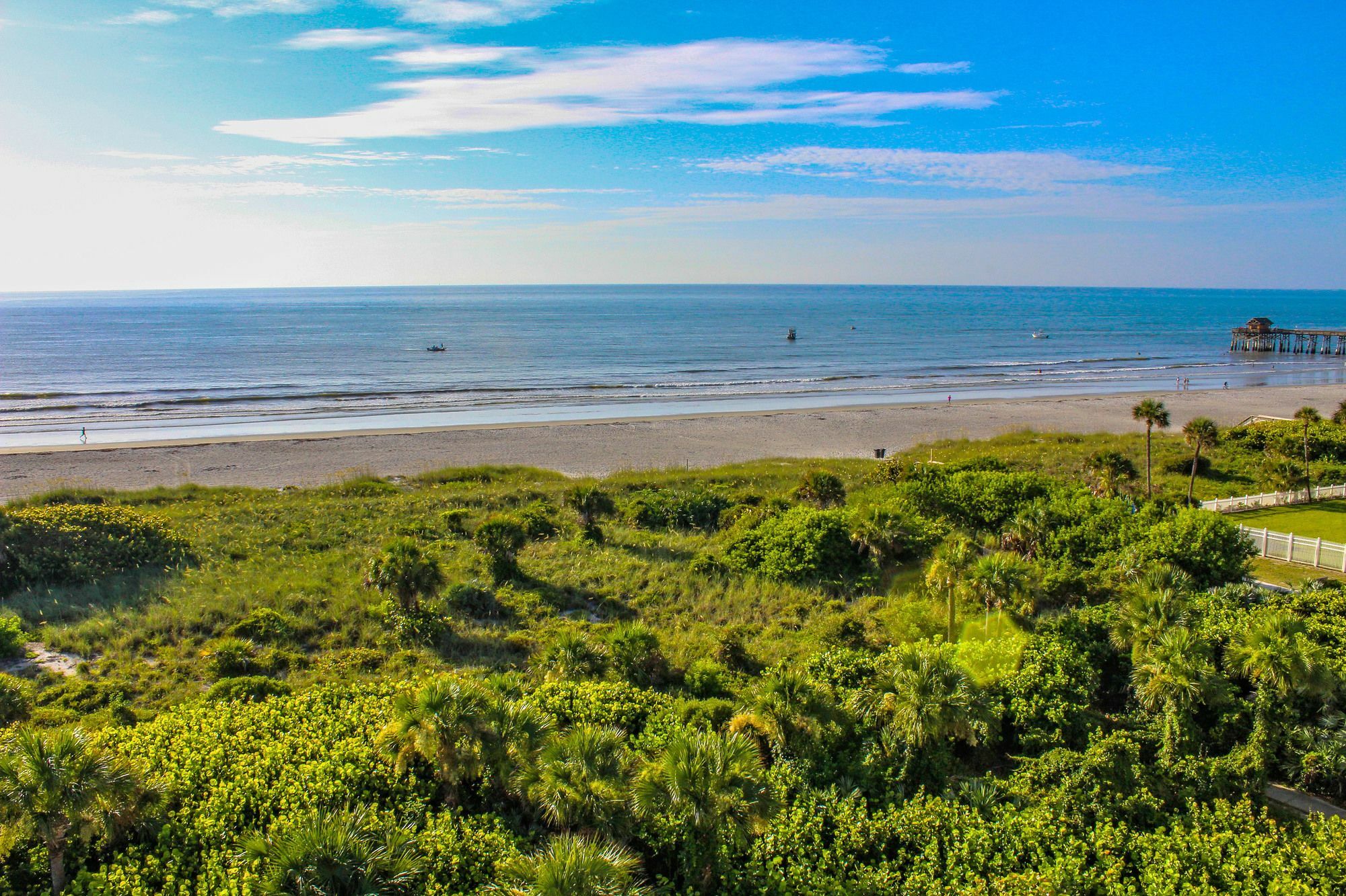 Discovery Beach Resort Cocoa Beach Exterior photo